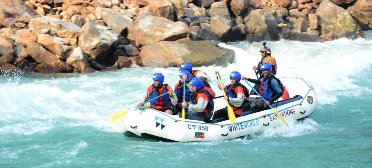 river rafting trip in Rishikesh