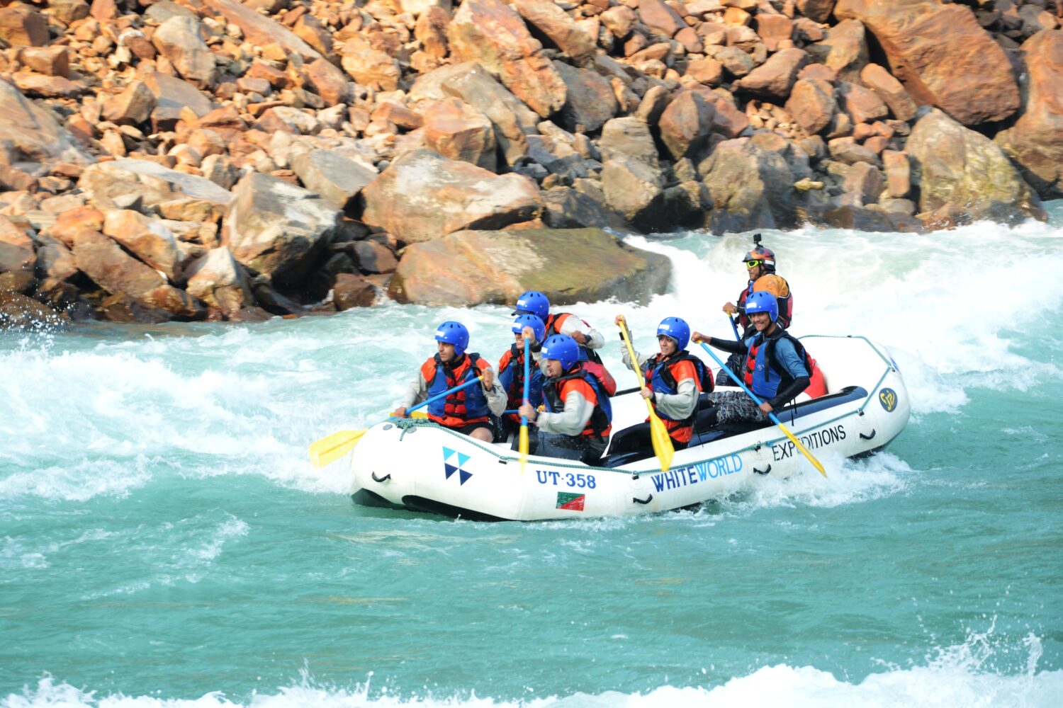 river rafting trip in Rishikesh