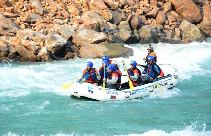 river rafting trip in Rishikesh
